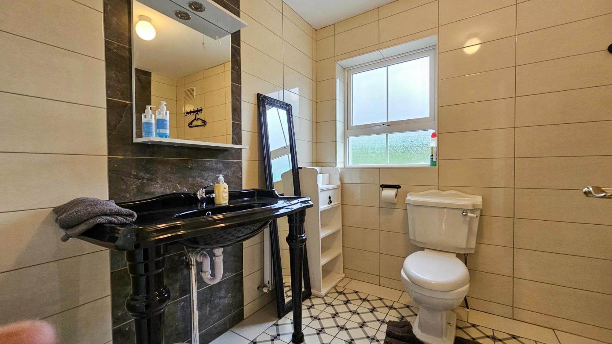밸리셰넌 Wild Atlantic Way - Retreat - Sleeps 12 빌라 외부 사진
