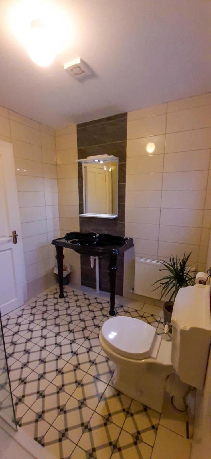 밸리셰넌 Wild Atlantic Way - Retreat - Sleeps 12 빌라 외부 사진